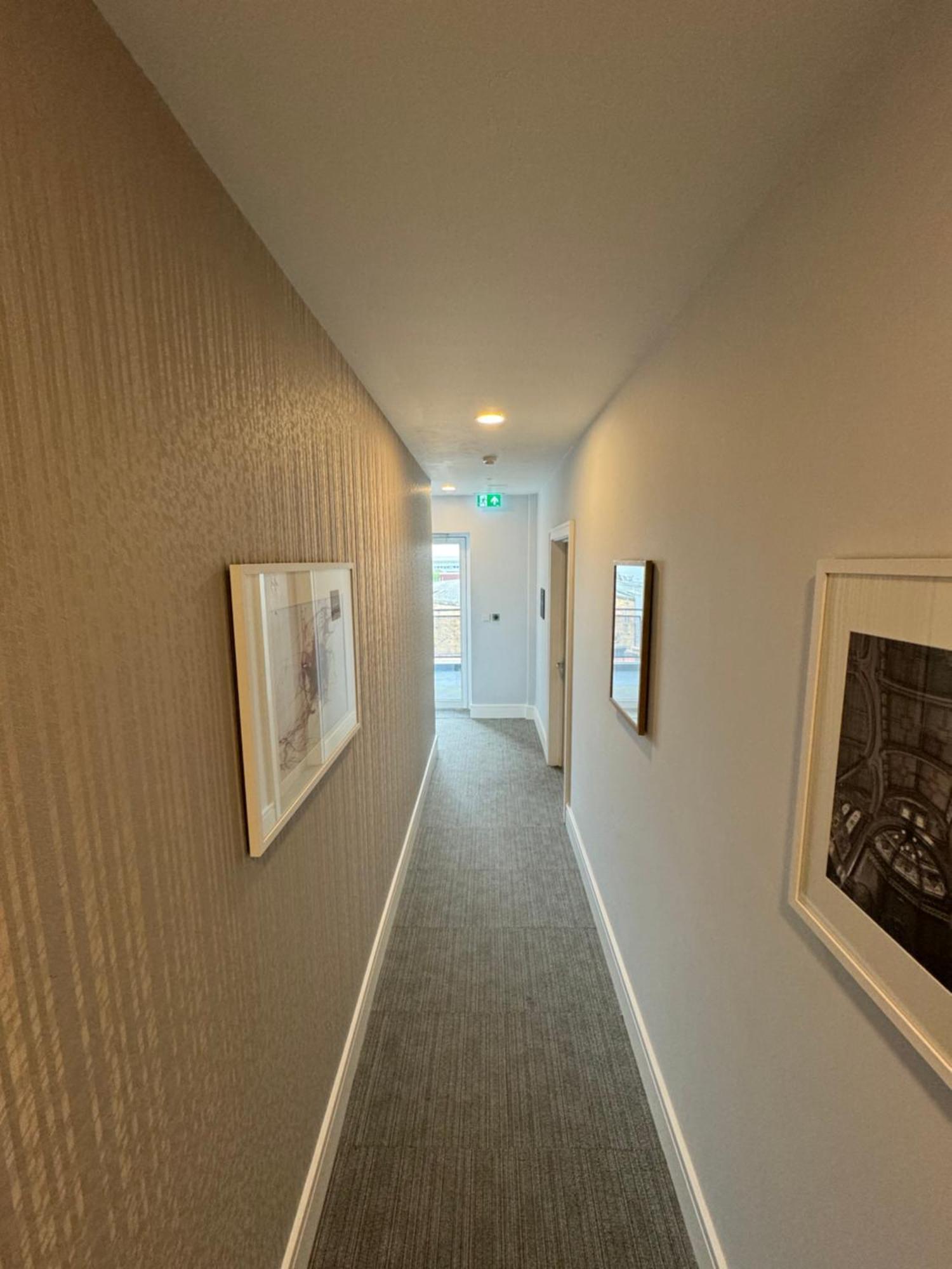 Luxx Apartment & Suites, London Heathrow Airport, Terminal 4, Piccadilly Underground Train Station Nearby! Hillingdon kerület Kültér fotó